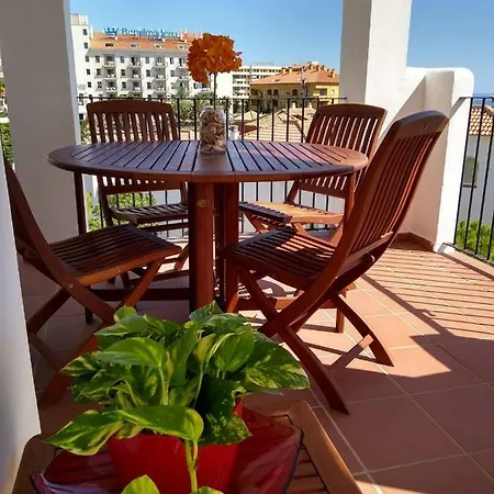 Lomas De Mena Apartment *