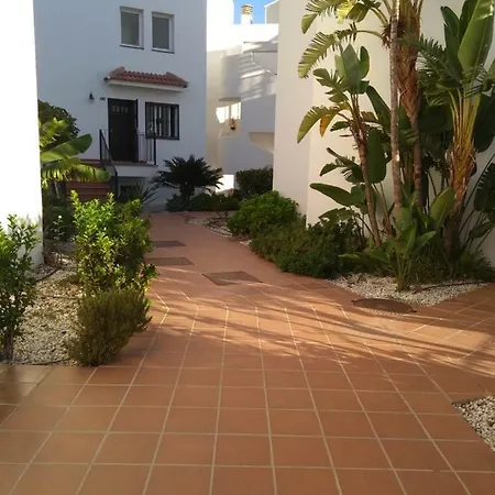 Lomas De Mena Apartment *